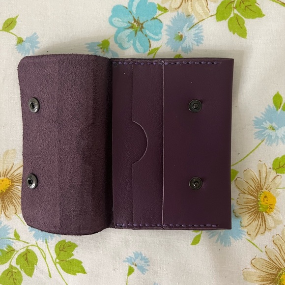 Handmade Genuine Leather Wallet - Picture 3 of 5